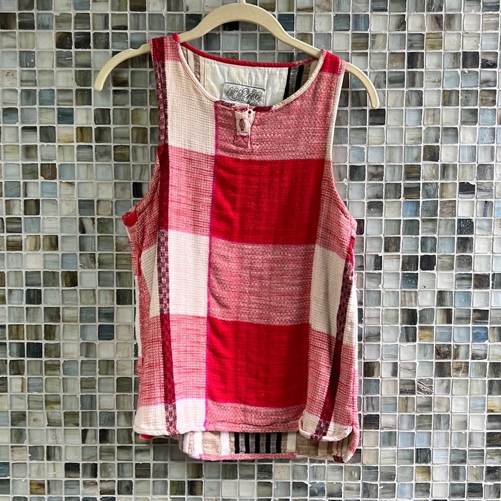 Ace & Jig top